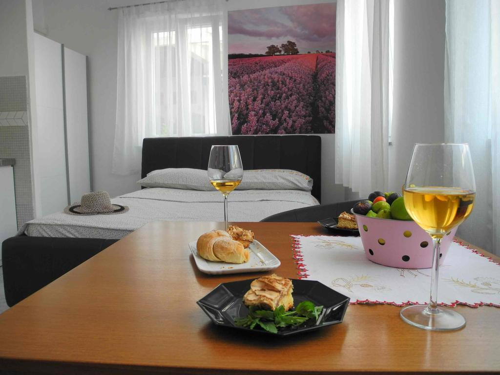 Apartments Jp イェゼラ エクステリア 写真