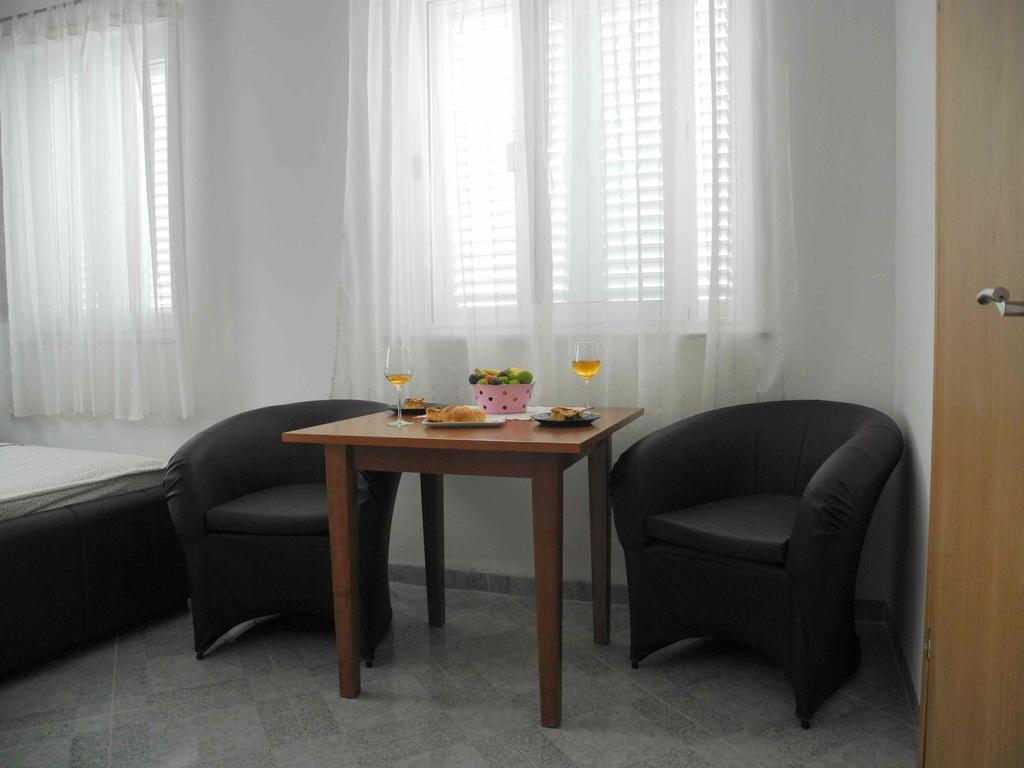 Apartments Jp イェゼラ エクステリア 写真
